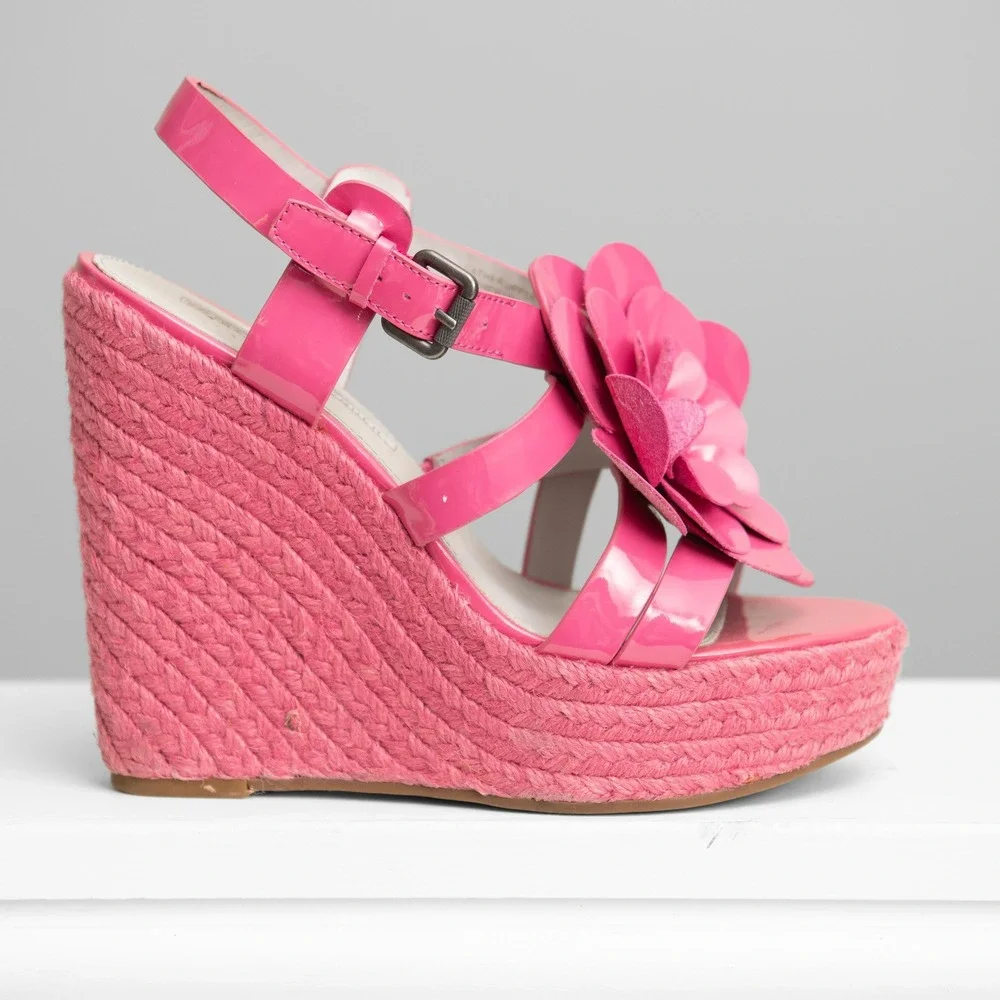 Vera Wang Pink Wedge Sandals Sz 7 BarbieCore Maximalist Coquette Artsy Platform